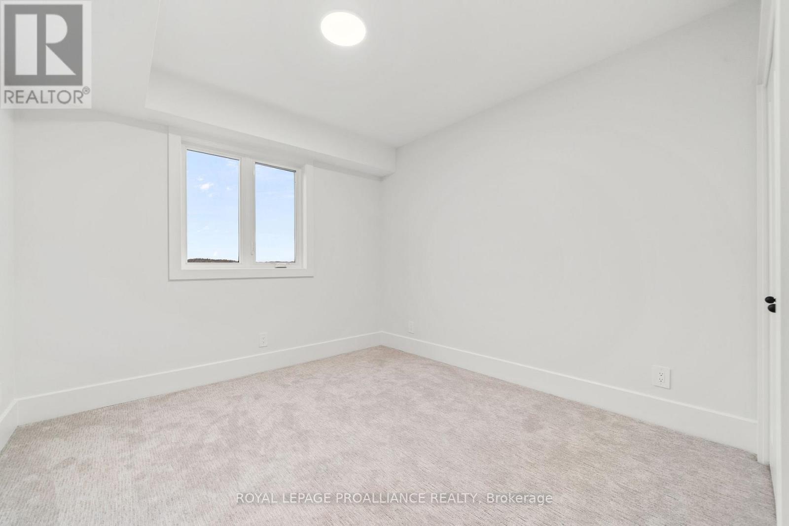 34 Meagan Lane, Quinte West, Ontario K0K 2C0 - Photo 37 - X12503162