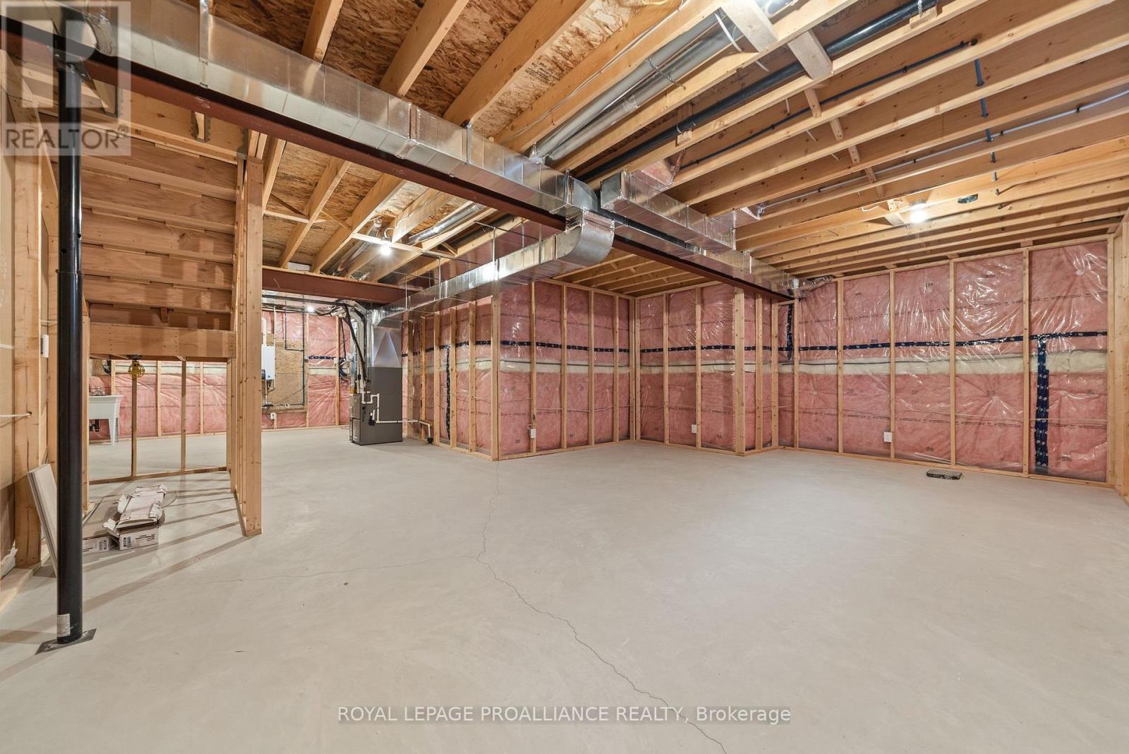 34 Meagan Lane, Quinte West, Ontario K0K 2C0 - Photo 42 - X12503162