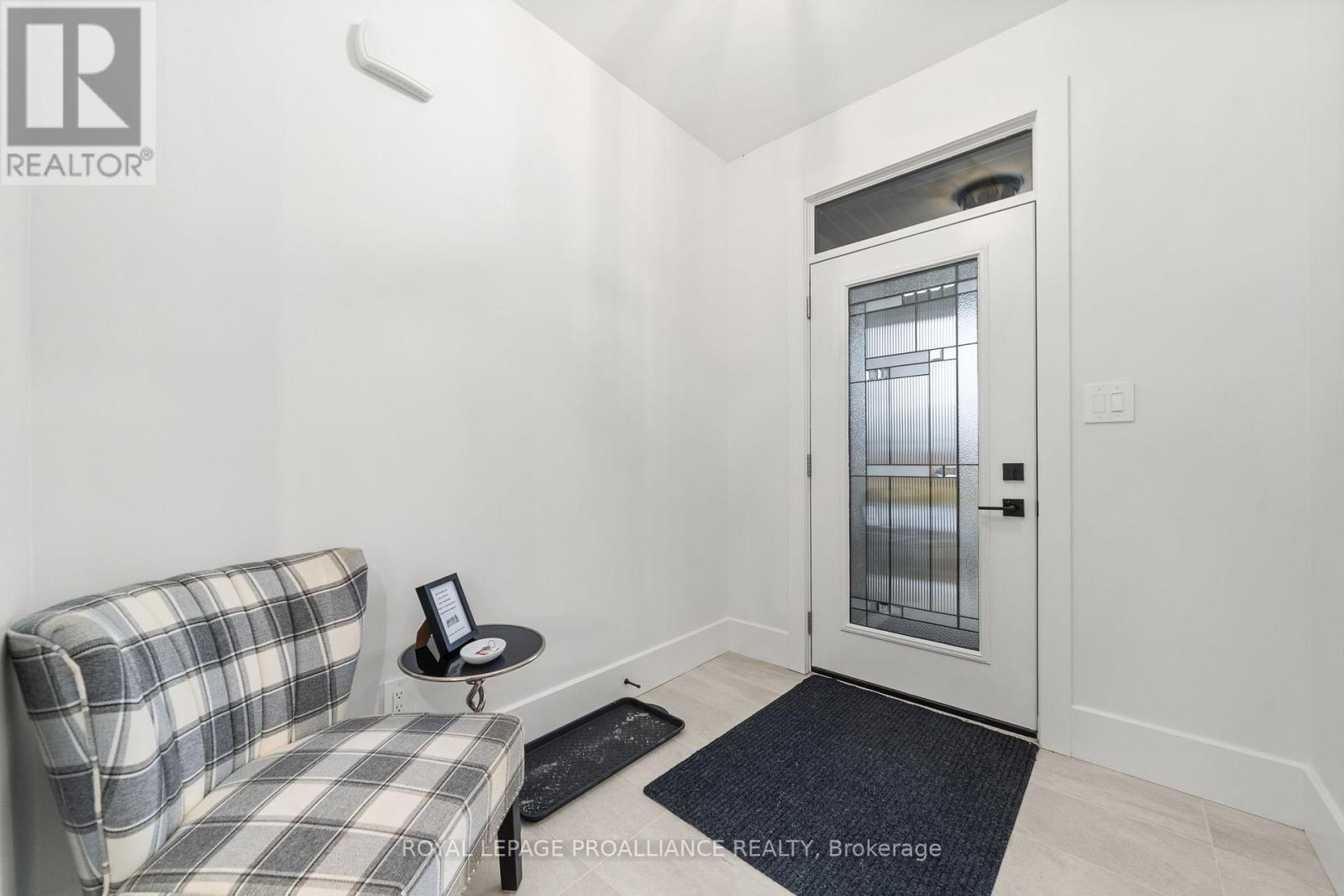 34 Meagan Lane, Quinte West, Ontario K0K 2C0 - Photo 5 - X12503162