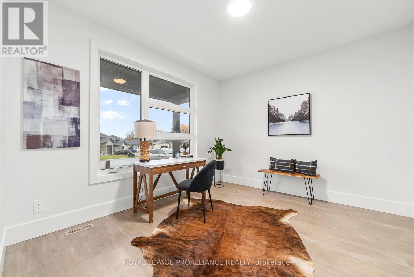 34 Meagan Lane, Quinte West, Ontario K0K 2C0 - Photo 7 - X12503162