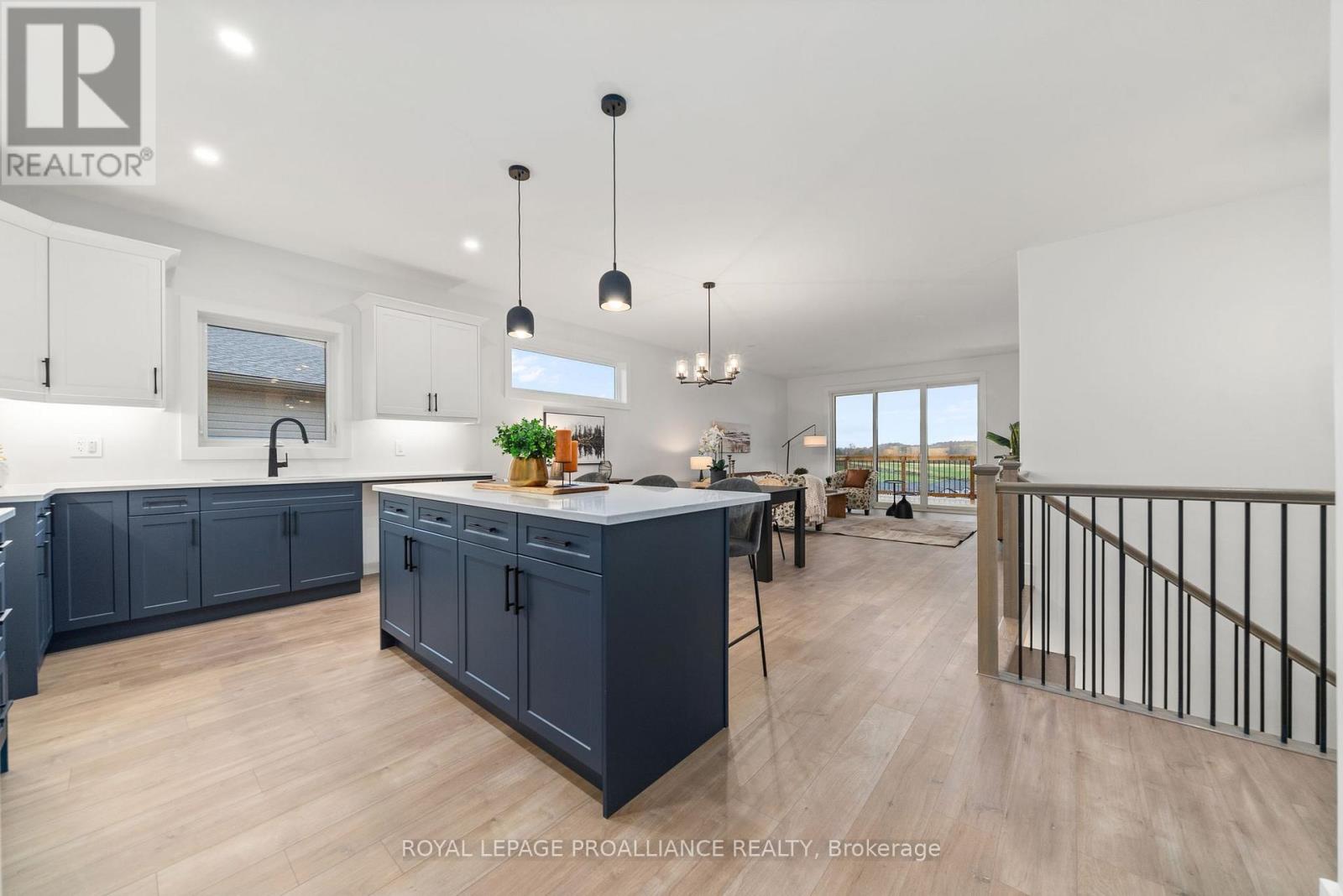 34 Meagan Lane, Quinte West, Ontario K0K 2C0 - Photo 8 - X12503162