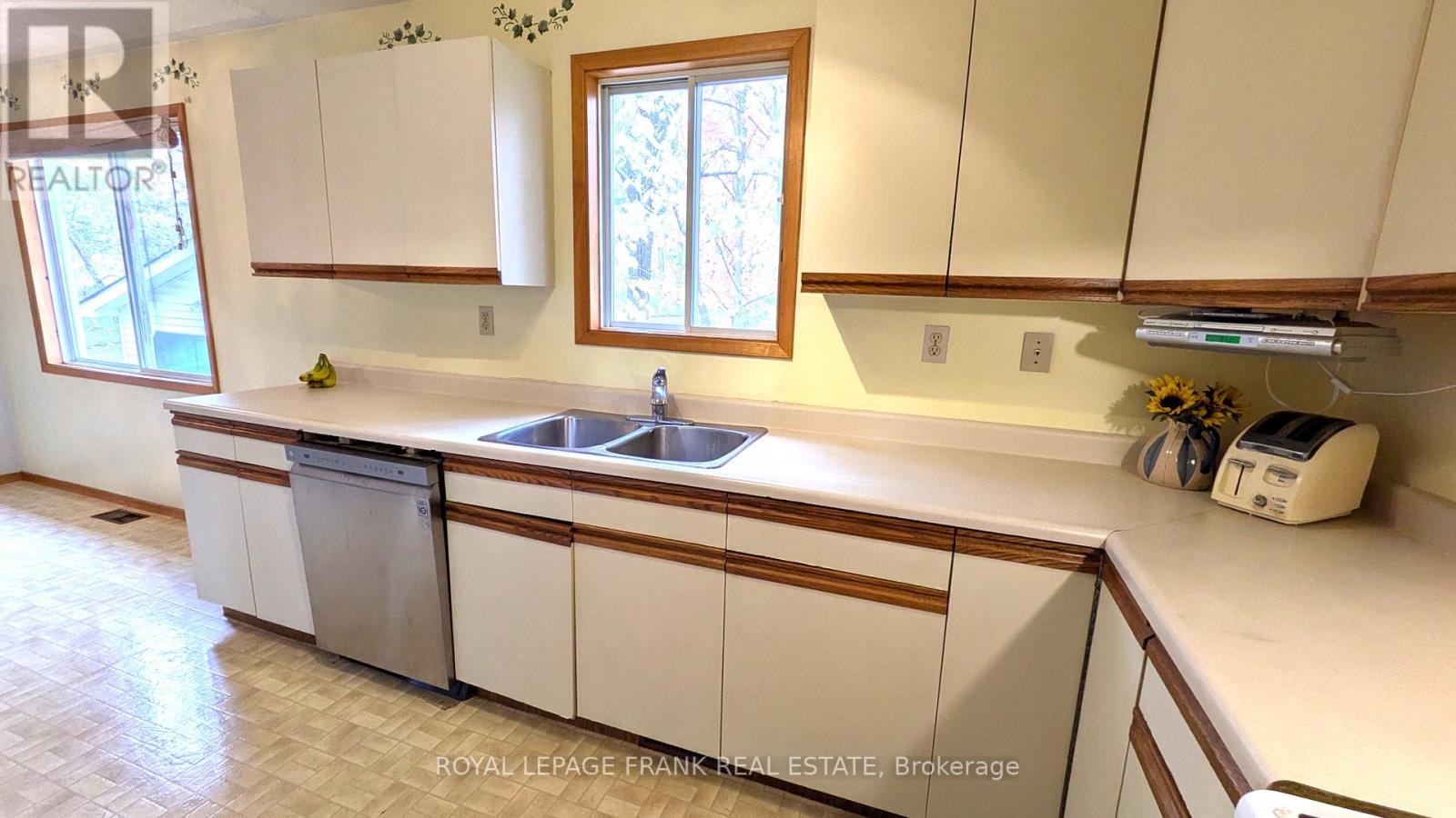 21 William Street, Marmora And Lake (Marmora Ward), Ontario  K0K 2M0 - Photo 12 - X12503206