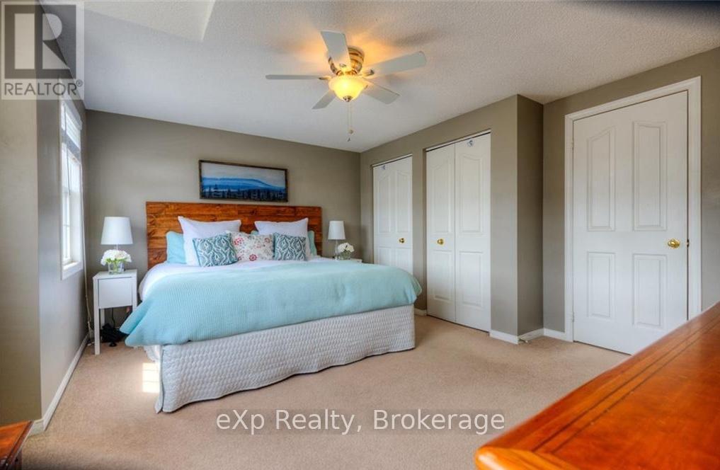 543 Chesapeake Crescent, Waterloo, Ontario  N2K 4G2 - Photo 14 - X12503220