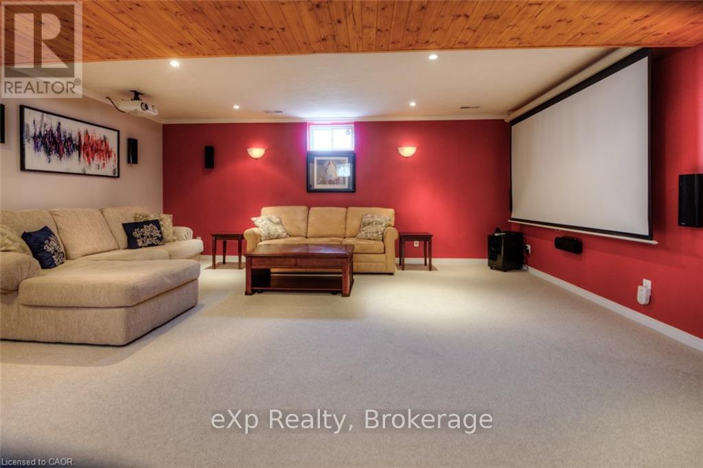 543 Chesapeake Crescent, Waterloo, Ontario  N2K 4G2 - Photo 20 - X12503220