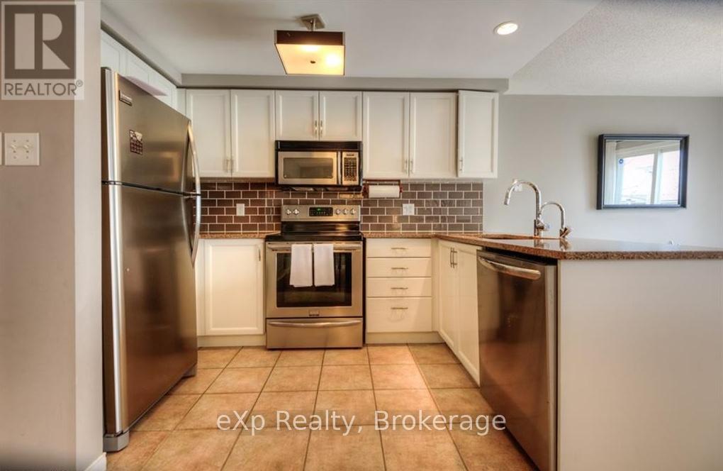 543 Chesapeake Crescent, Waterloo, Ontario  N2K 4G2 - Photo 8 - X12503220