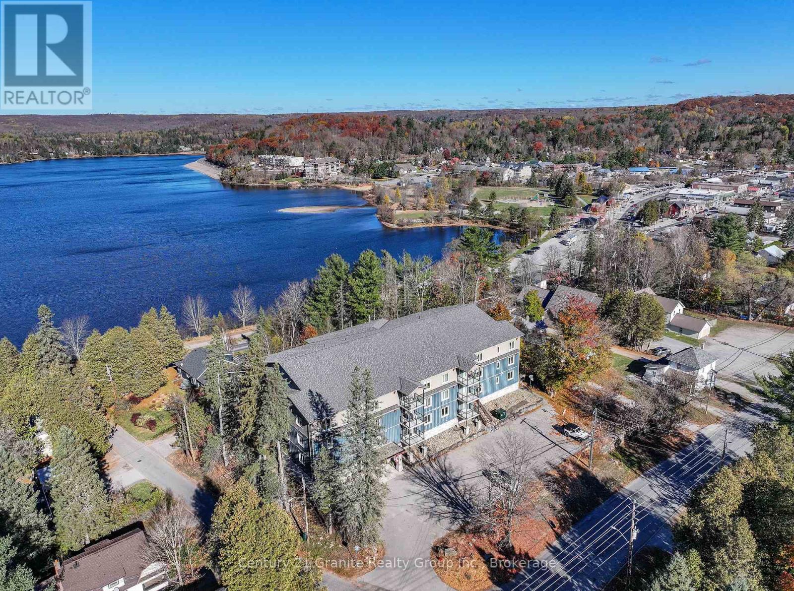 206 - 4 Lake Avenue, Dysart Et Al, Ontario  K0M 1S0 - Photo 25 - X12503248