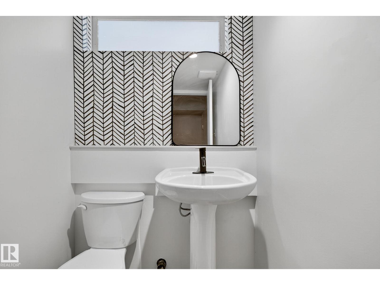 7016 75 St Nw, Edmonton, Alberta  T6C 2E7 - Photo 30 - E4463264