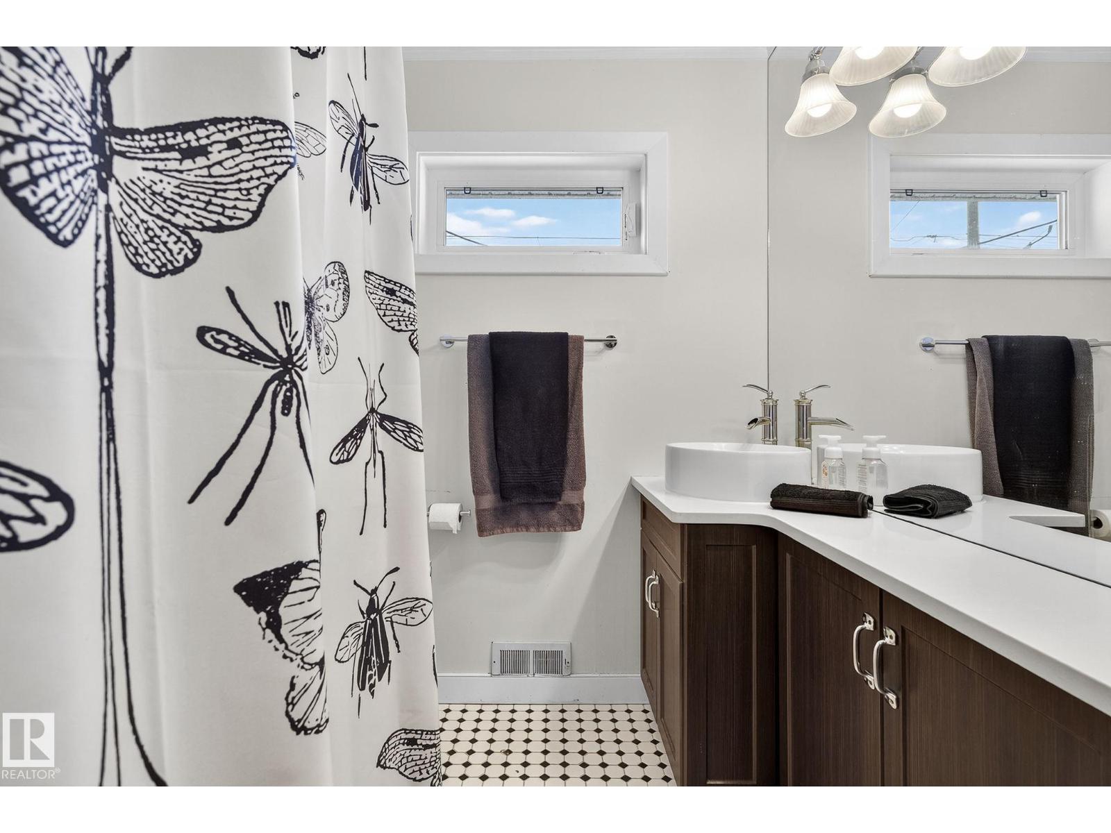 7016 75 St Nw, Edmonton, Alberta  T6C 2E7 - Photo 25 - E4463264