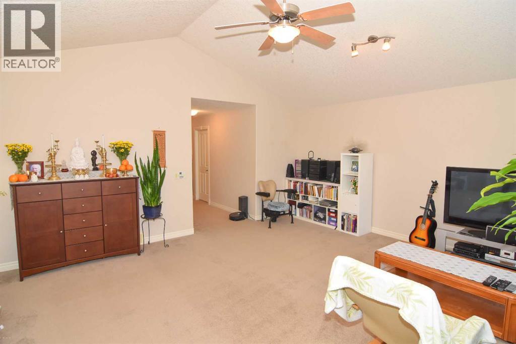 107 Panatella Close Nw, Calgary, Alberta  T3K 0N2 - Photo 23 - A2265413