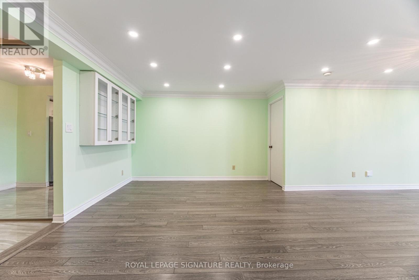 309 - 275 Bamburgh Circle, Toronto, Ontario  M1W 3X4 - Photo 12 - E12449770