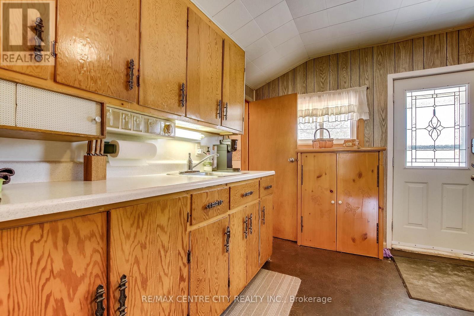 358 Warren Street, Central Elgin, Ontario  N5L 1B5 - Photo 7 - X12503200