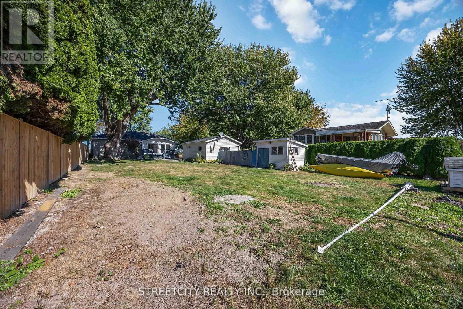 4767 St. Clair Parkway, St. Clair, Ontario  N0P 2B0 - Photo 42 - X12503264