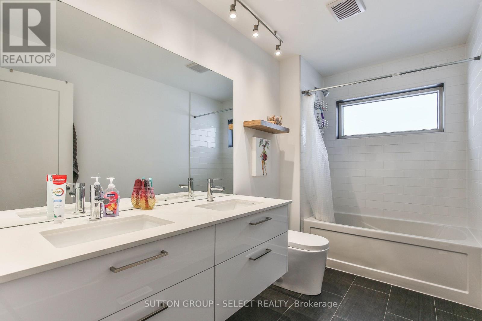 2199 Tokala Trail, London North, Ontario  N6G 0Z7 - Photo 33 - X12503272