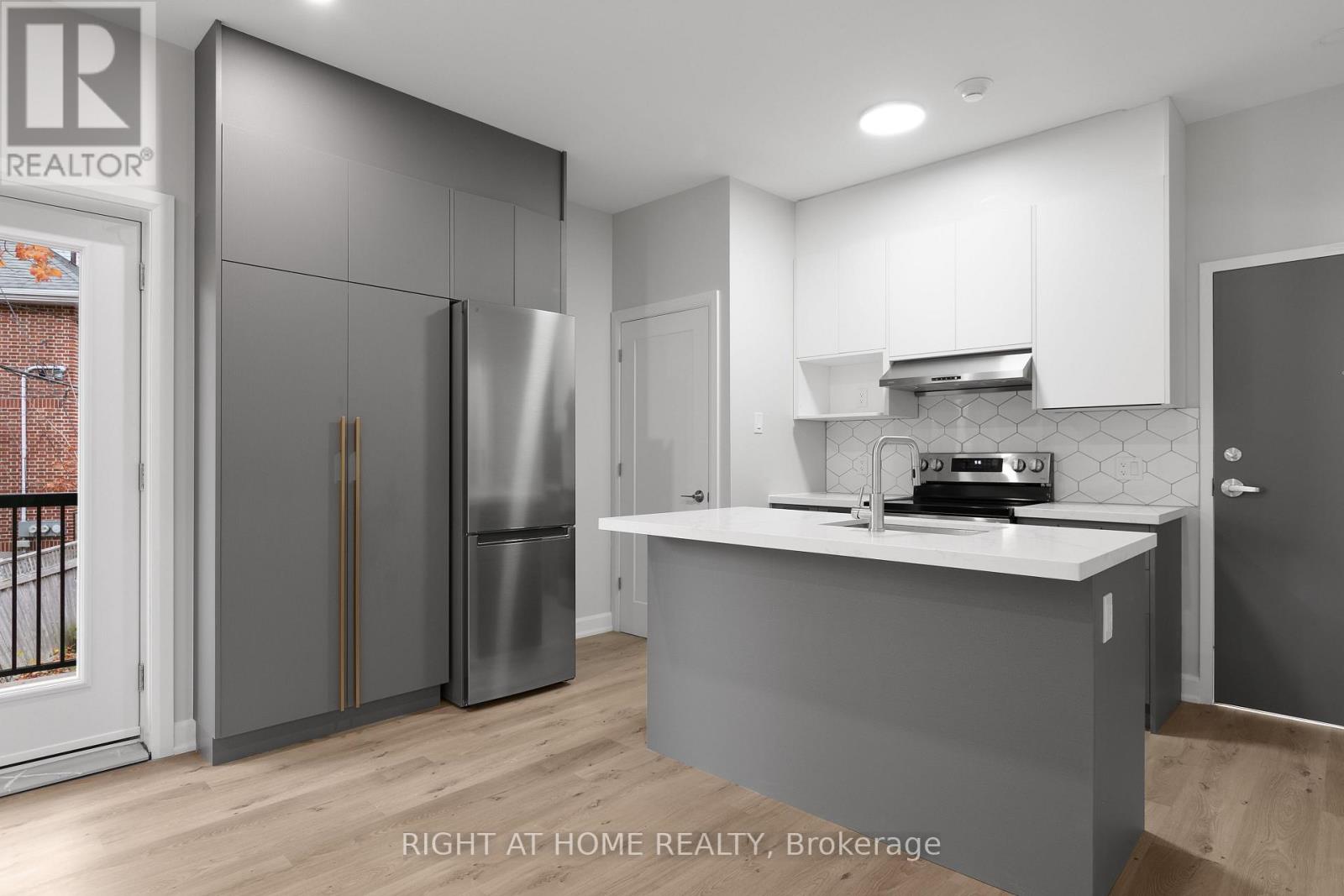 202 - 63 Acacia Avenue, Ottawa, Ontario  K1M 0P5 - Photo 4 - X12503174