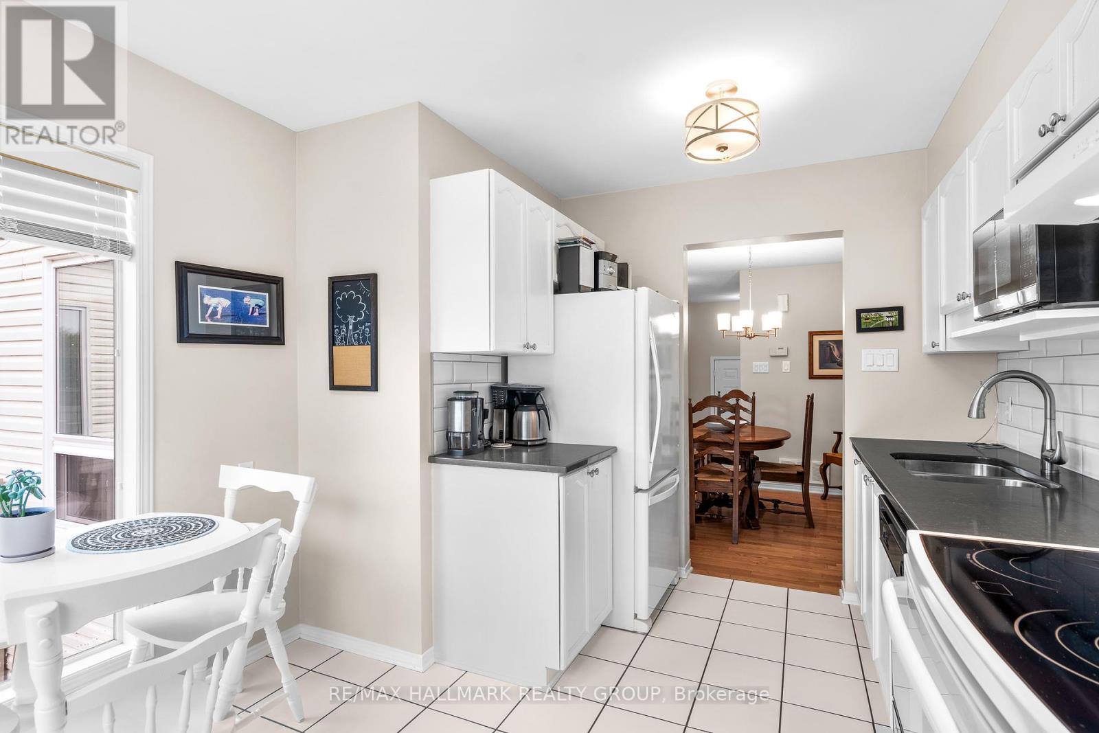 1567 Cedar Mills Road, Ottawa, Ontario  K1C 7L9 - Photo 13 - X12503284