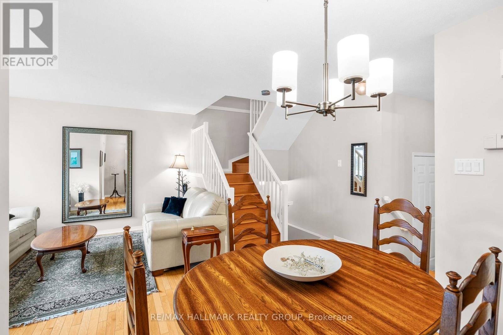 1567 Cedar Mills Road, Ottawa, Ontario  K1C 7L9 - Photo 6 - X12503284