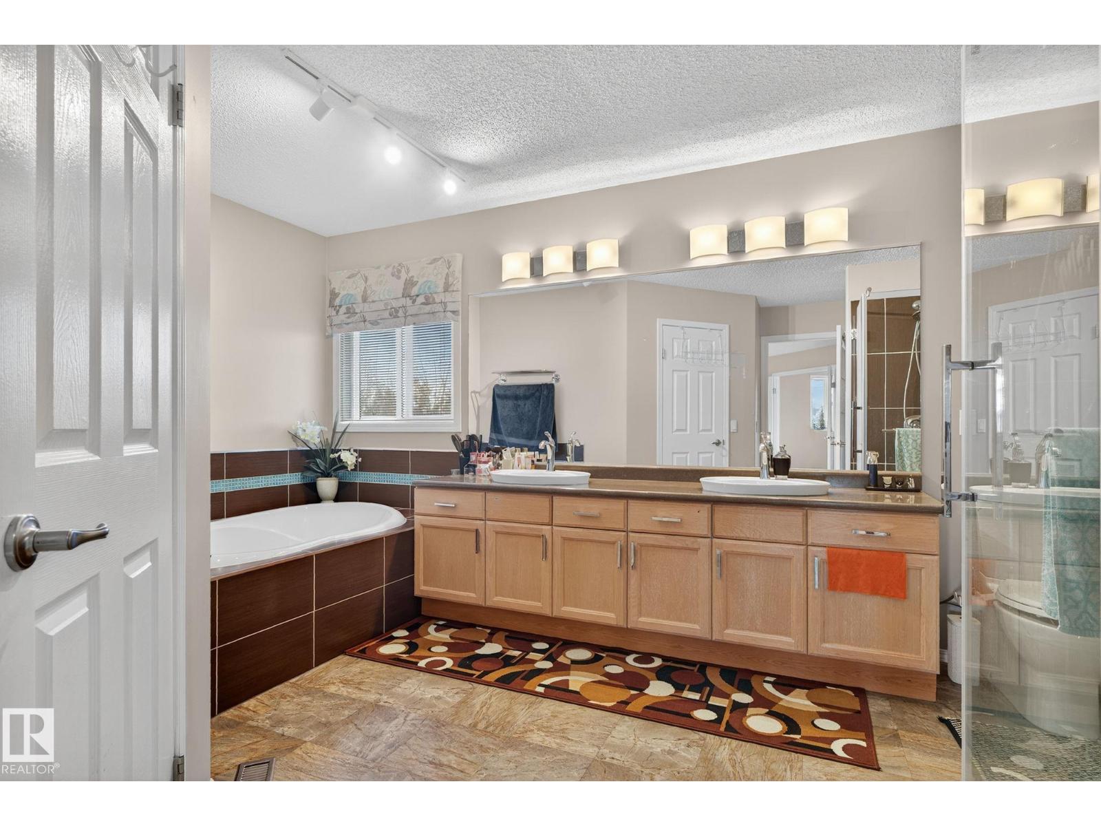 3912 31 St Nw, Edmonton, Alberta  T6T 1J5 - Photo 18 - E4464527