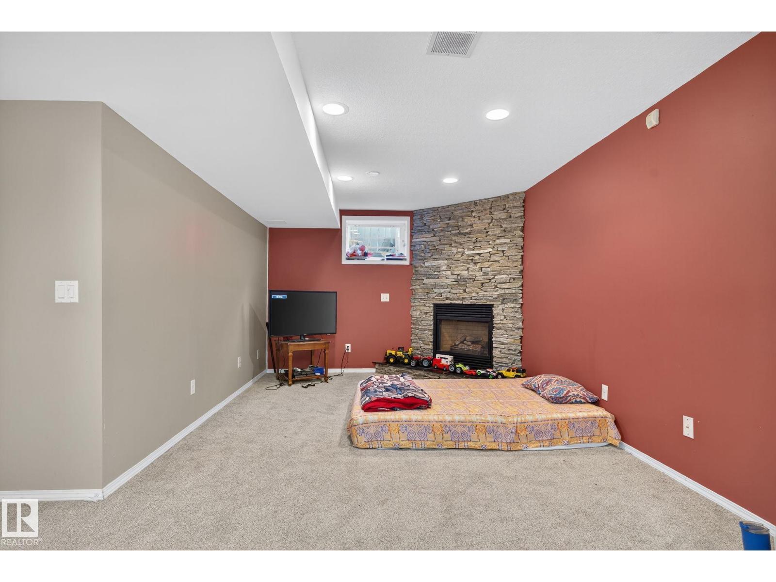 3912 31 St Nw, Edmonton, Alberta  T6T 1J5 - Photo 9 - E4464527