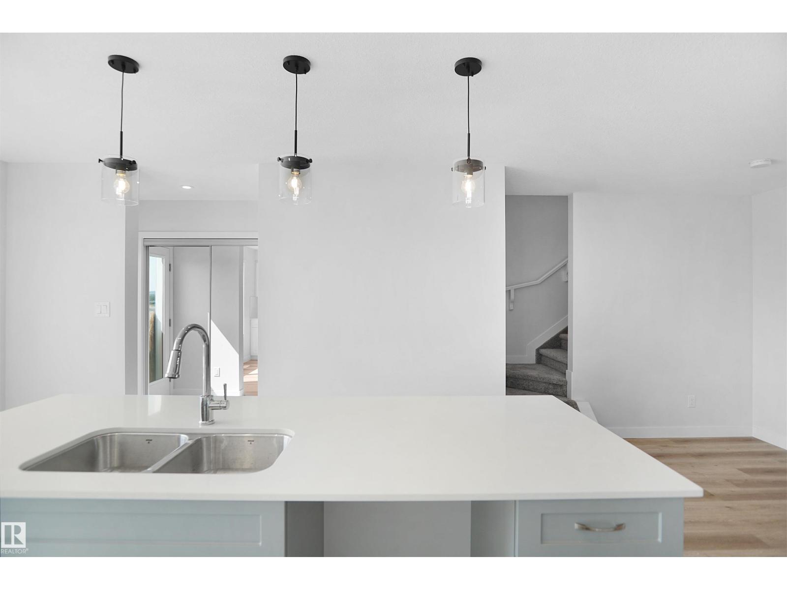 7351 181 Av Nw, Edmonton, Alberta  T5Z 0T4 - Photo 9 - E4464530