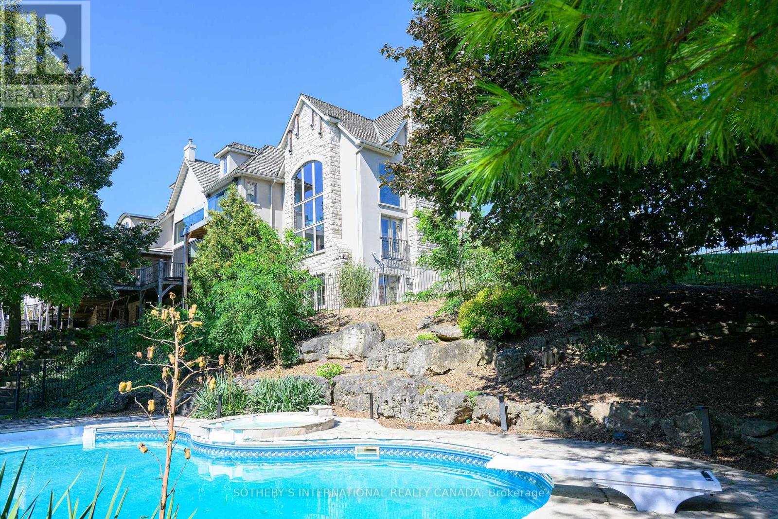 2376 8 Sideroad, Burlington, Ontario  L7P 0E6 - Photo 31 - W12495272