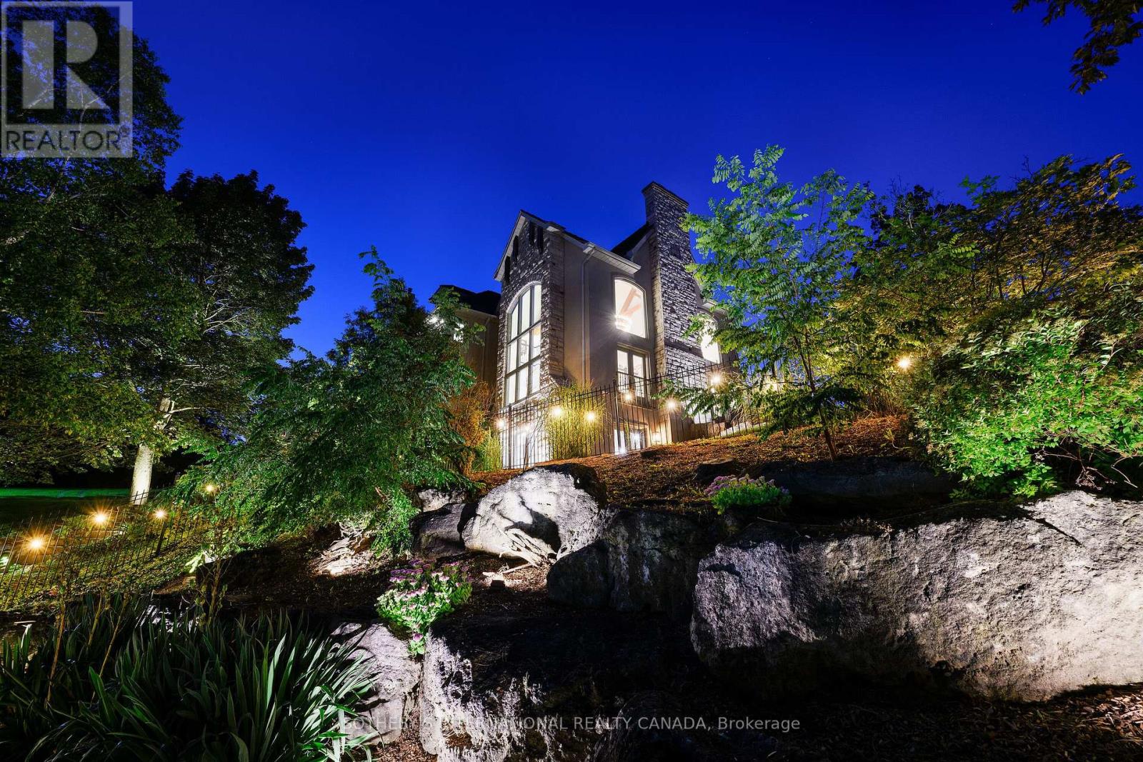 2376 8 Sideroad, Burlington, Ontario  L7P 0E6 - Photo 34 - W12495272