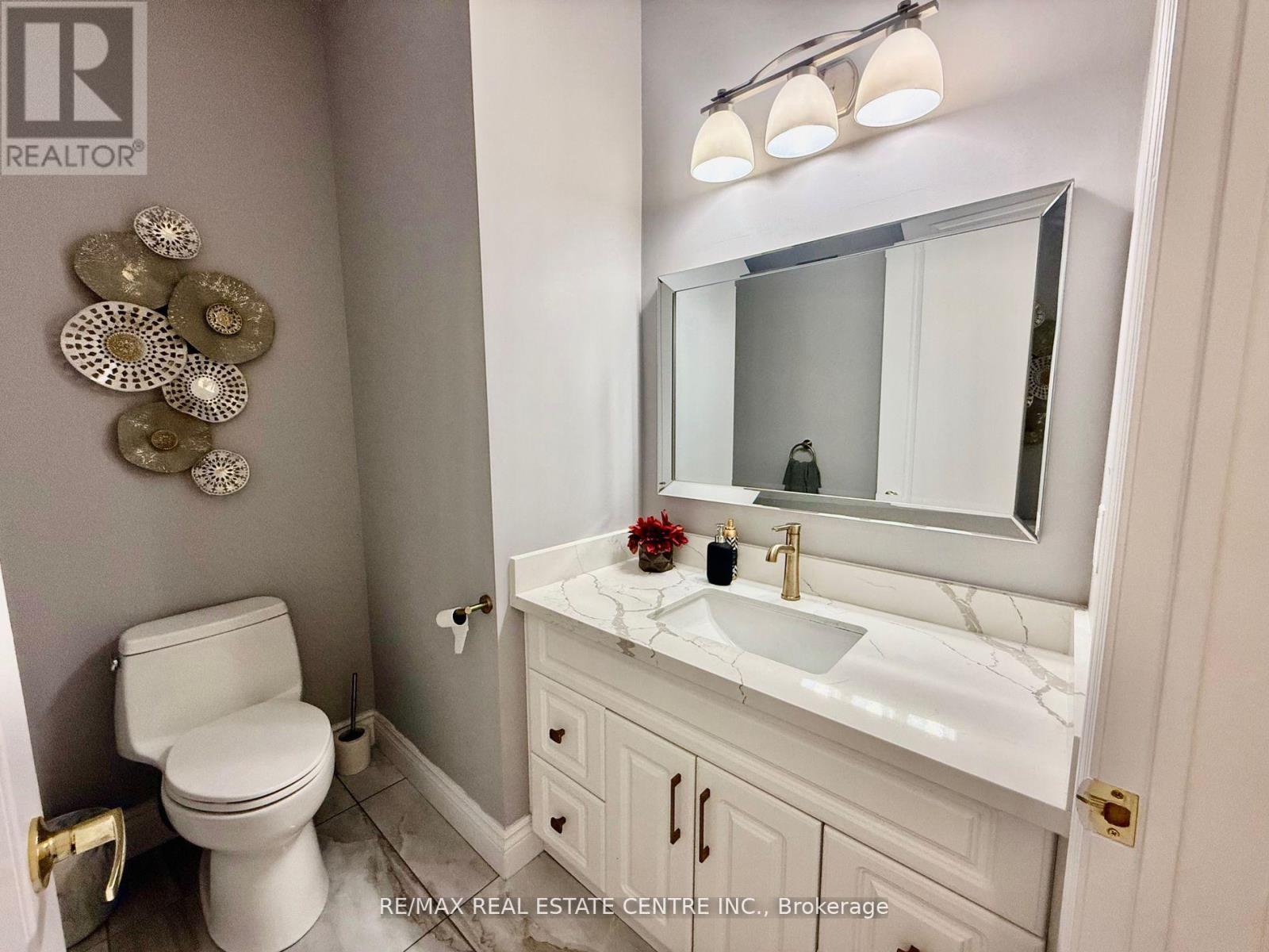 4273 Hickory Drive, Mississauga, Ontario  L4W 1L3 - Photo 10 - W12502806