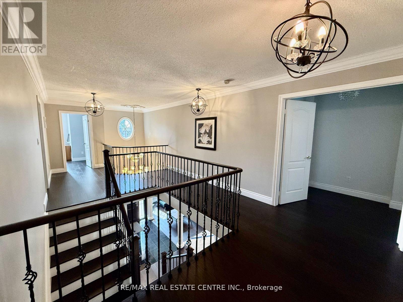 4273 Hickory Drive, Mississauga, Ontario  L4W 1L3 - Photo 26 - W12502806