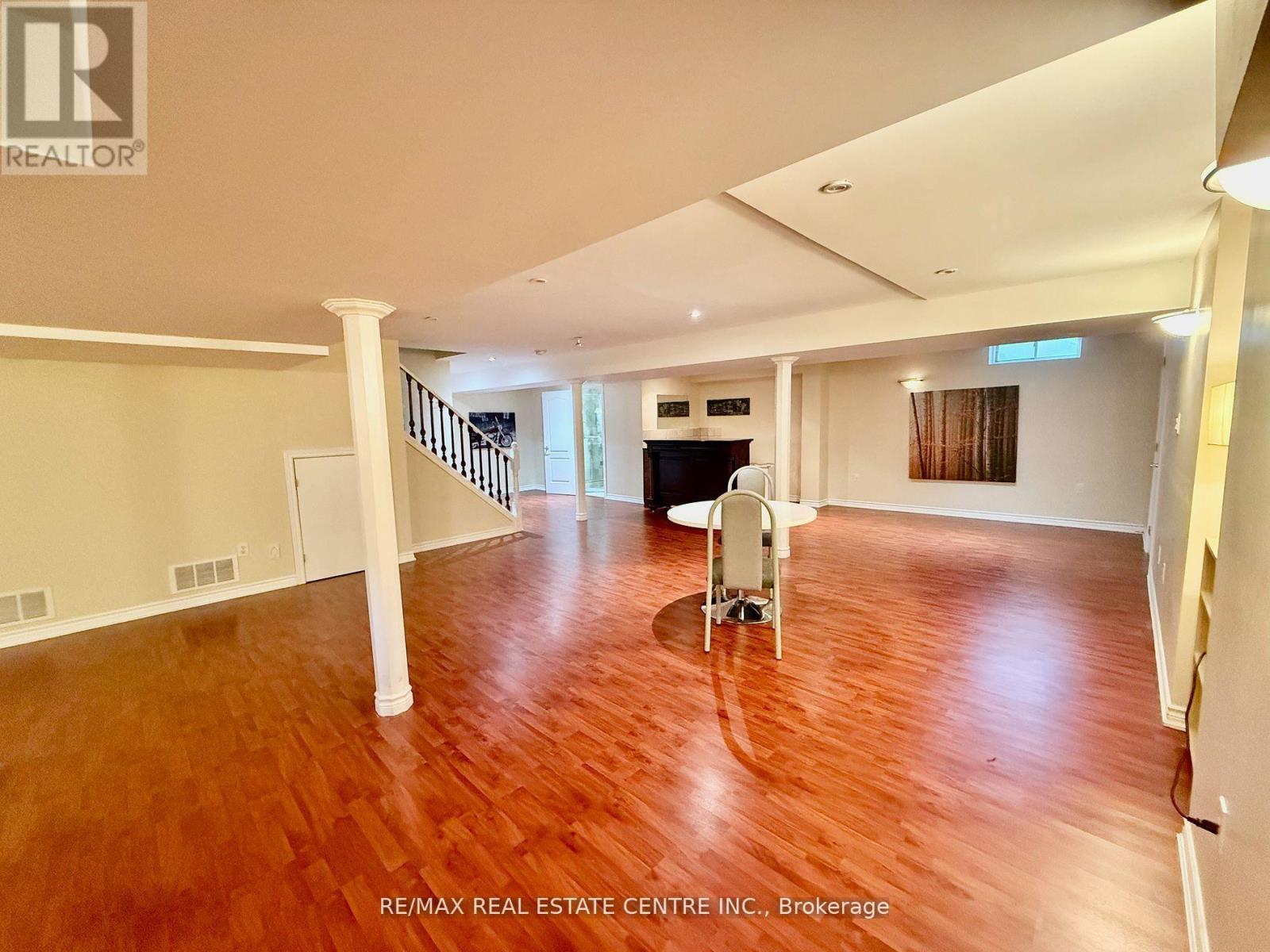 4273 Hickory Drive, Mississauga, Ontario  L4W 1L3 - Photo 41 - W12502806