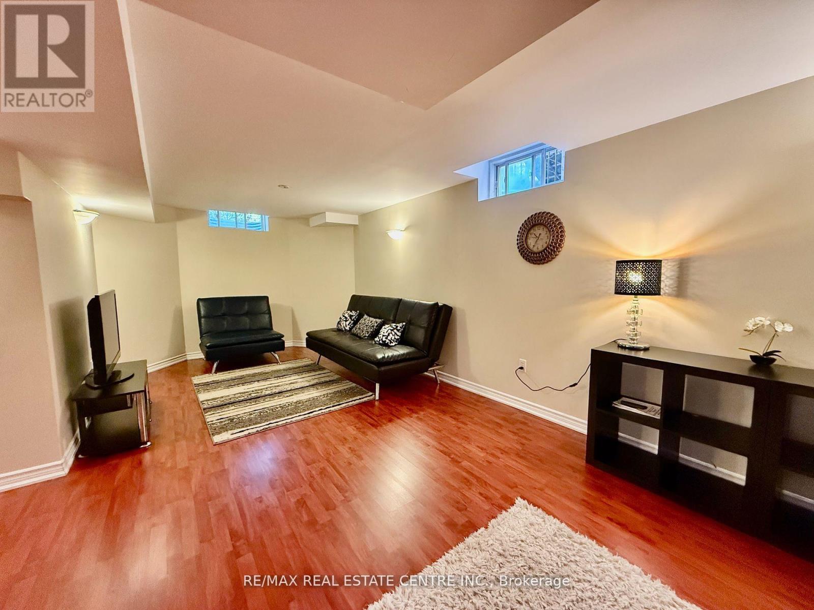 4273 Hickory Drive, Mississauga, Ontario  L4W 1L3 - Photo 43 - W12502806