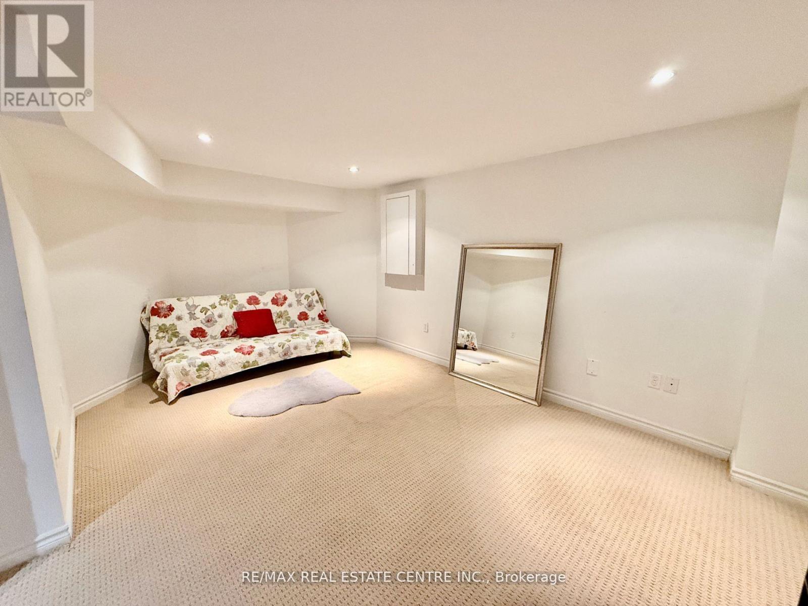 4273 Hickory Drive, Mississauga, Ontario  L4W 1L3 - Photo 44 - W12502806