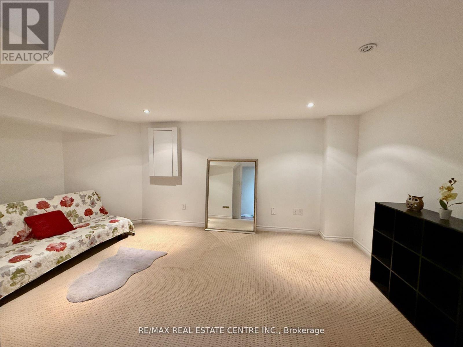 4273 Hickory Drive, Mississauga, Ontario  L4W 1L3 - Photo 45 - W12502806