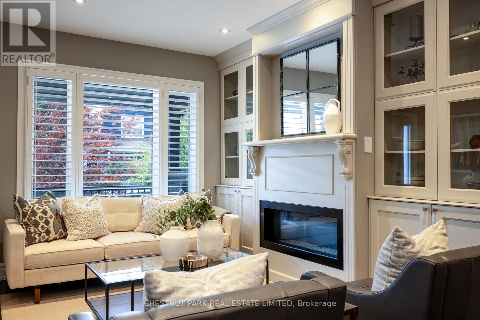 95 Sellers Avenue, Toronto, Ontario  M6E 3T7 - Photo 4 - W12502878