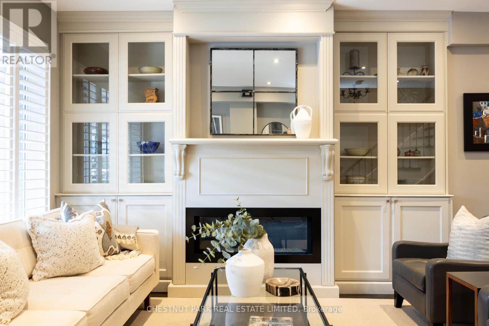 95 Sellers Avenue, Toronto, Ontario  M6E 3T7 - Photo 5 - W12502878