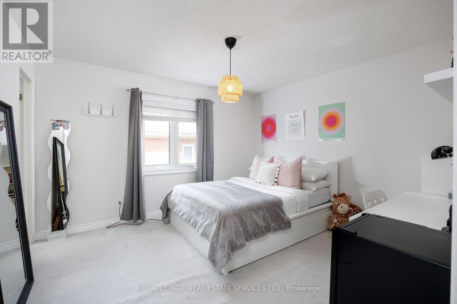 1061 Summit Ridge Drive, Oakville, Ontario  L6M 3K9 - Photo 33 - W12502902