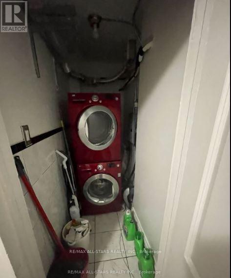 1074 Bloor Street W, Toronto, Ontario  M6H 1M6 - Photo 8 - W12502908