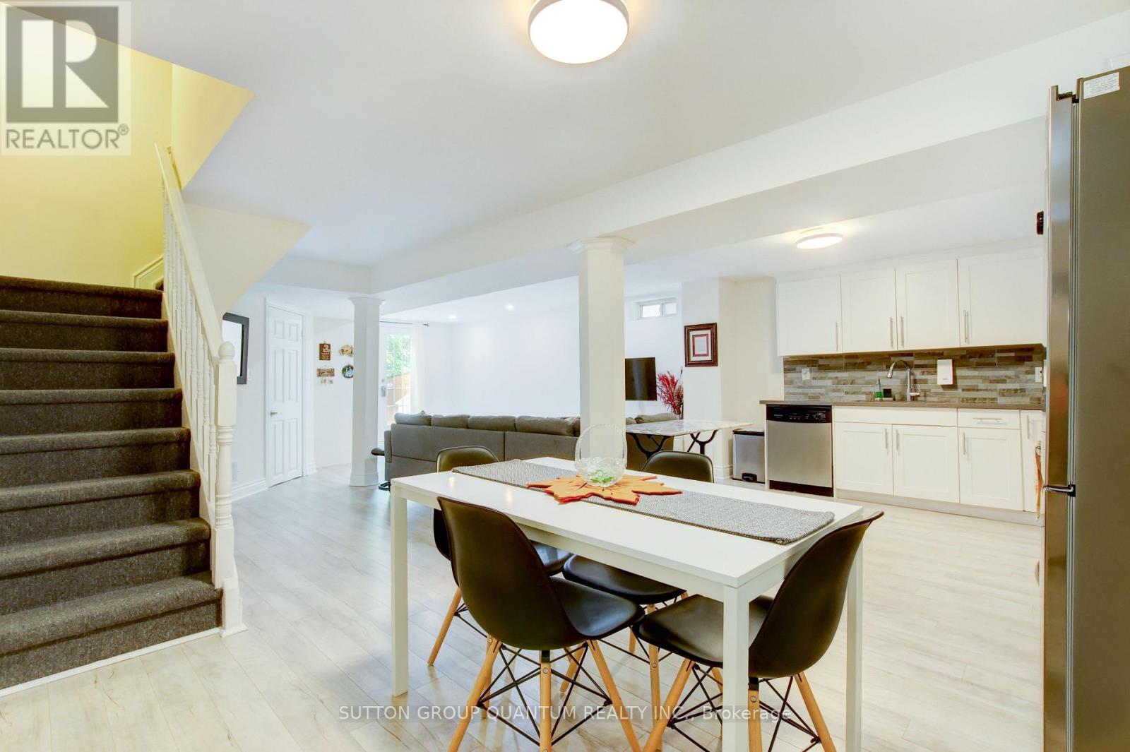 61 Sunforest Drive, Brampton, Ontario  L6Z 2W7 - Photo 29 - W12502934