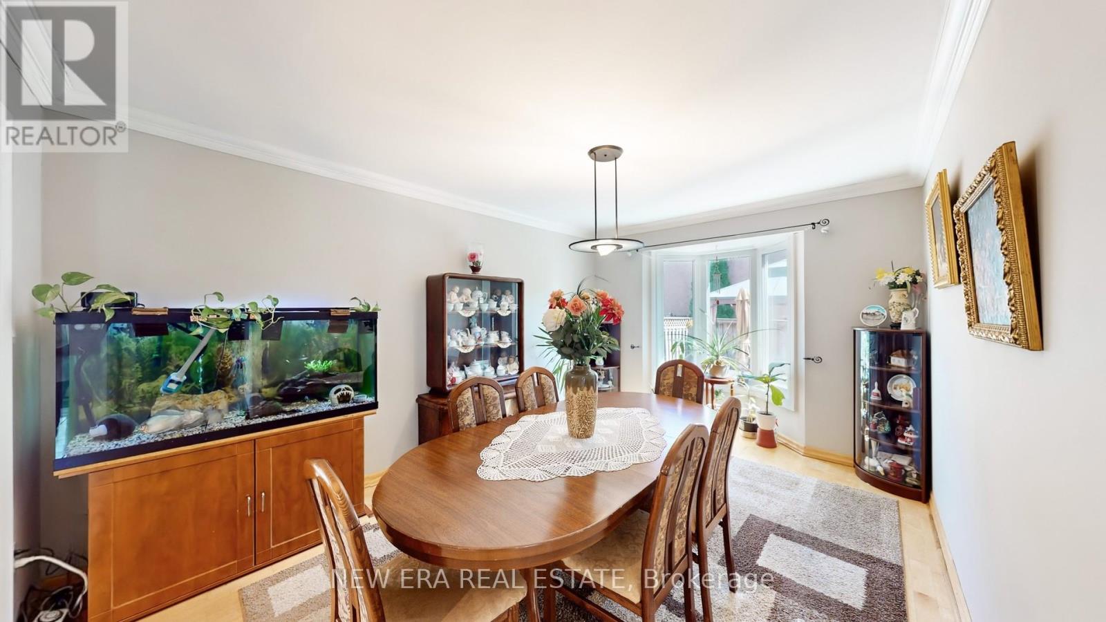 1380 Daniel Creek Road, Mississauga, Ontario  L5V 1V3 - Photo 14 - W12502946