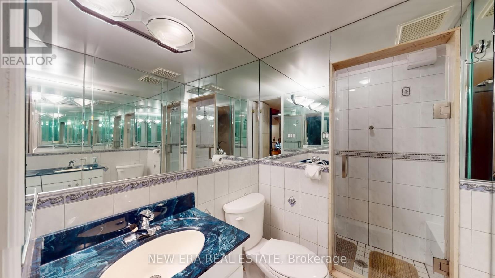 1380 Daniel Creek Road, Mississauga, Ontario  L5V 1V3 - Photo 34 - W12502946