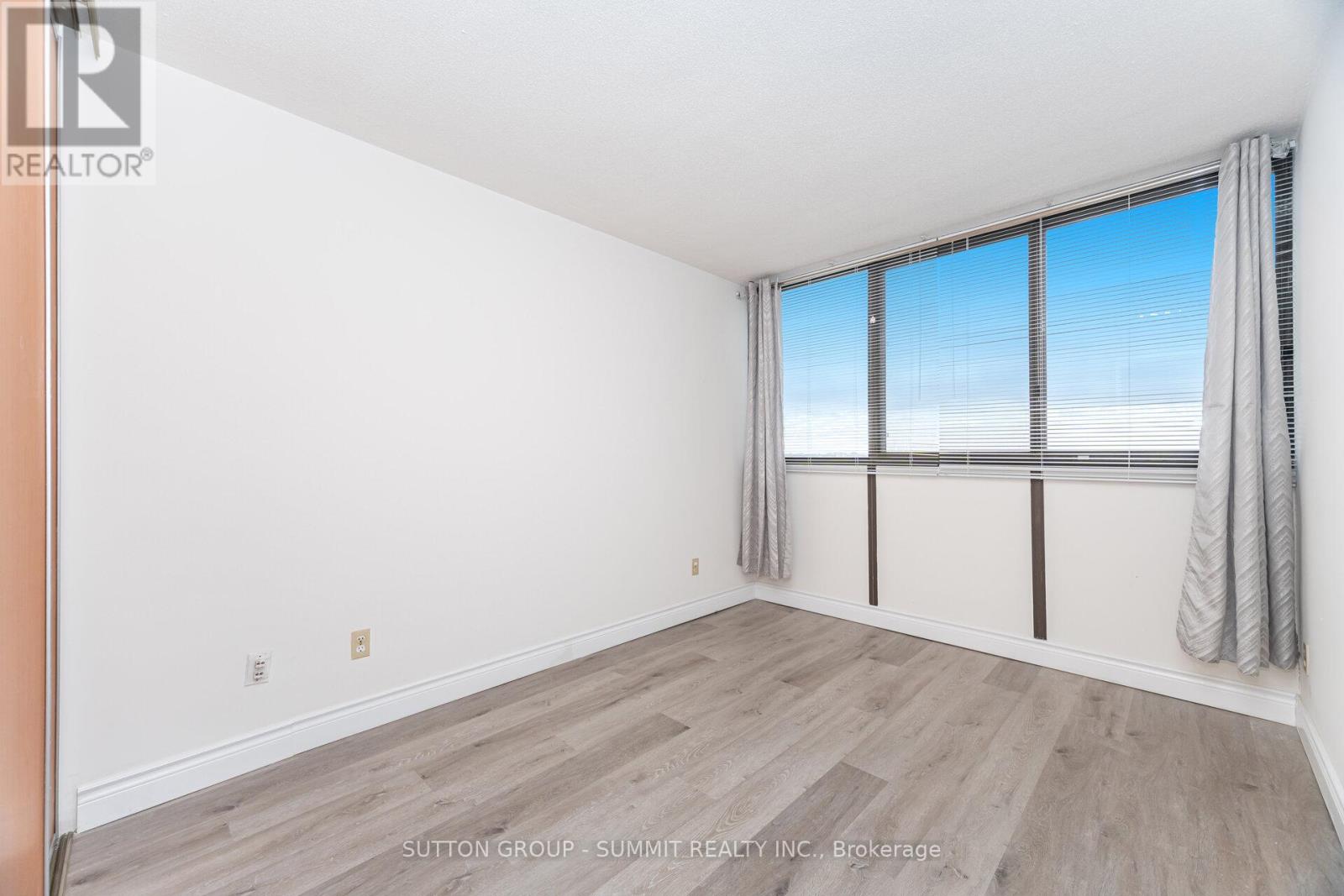 2301 - 1333 Bloor Street, Mississauga, Ontario  L4Y 3T6 - Photo 25 - W12502954