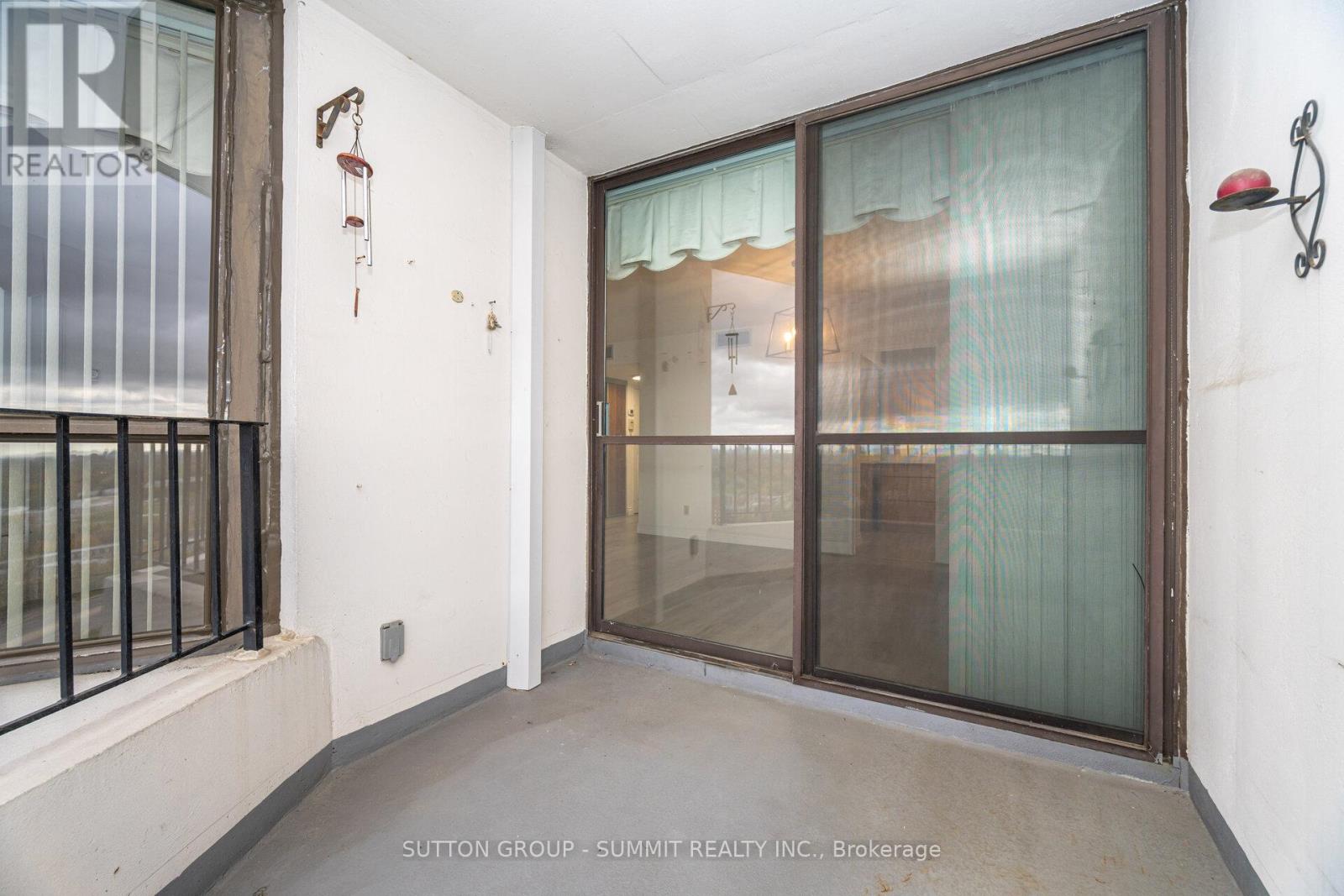 2301 - 1333 Bloor Street, Mississauga, Ontario  L4Y 3T6 - Photo 31 - W12502954