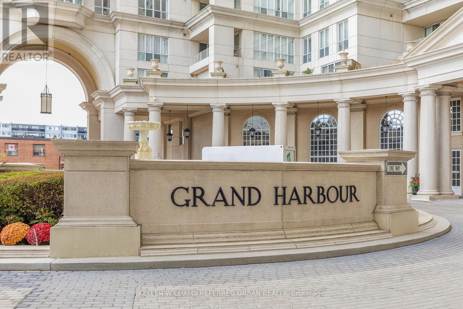 906 - 2287 LAKE SHORE BOULEVARD, Toronto, Ontario