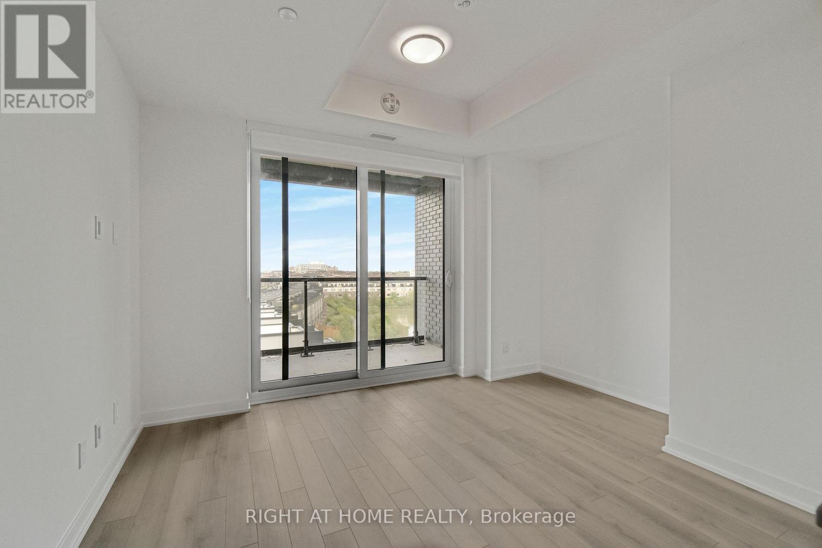 609 - 3079 Trafalgar Road, Oakville, Ontario  L6H 8C5 - Photo 12 - W12502960