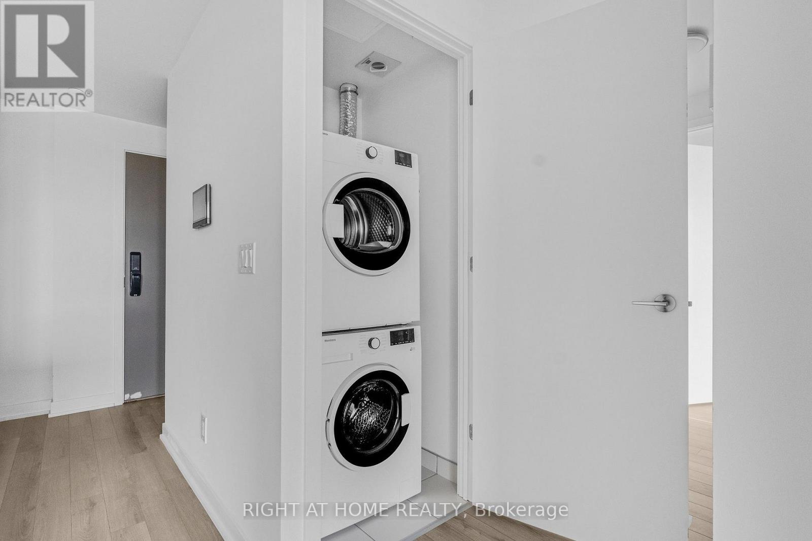 609 - 3079 Trafalgar Road, Oakville, Ontario  L6H 8C5 - Photo 27 - W12502960