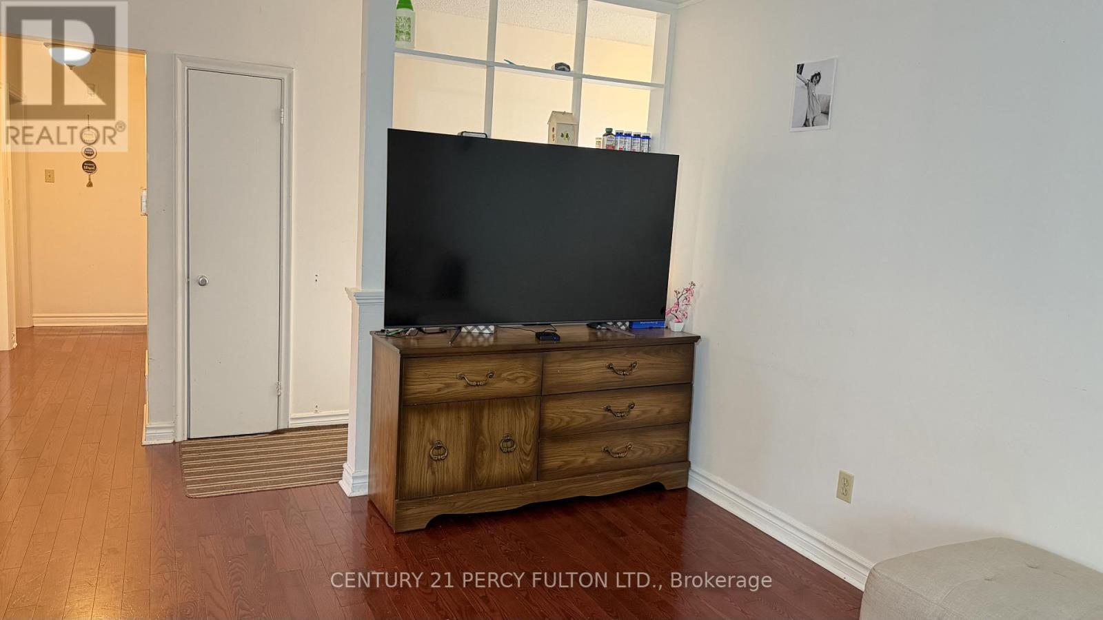 120 Mcmurchy Avenue S, Brampton, Ontario  L6Y 1Y9 - Photo 5 - W12502962