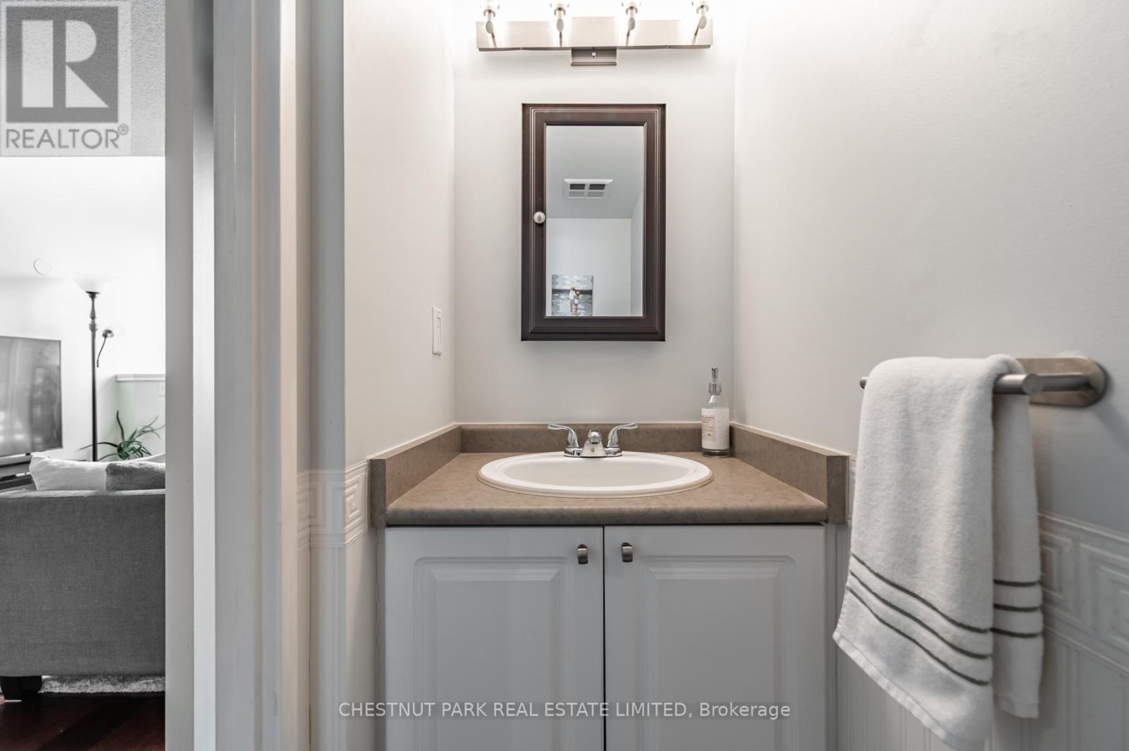 525 - 200 Manitoba Street, Toronto, Ontario  M8Y 3Y9 - Photo 28 - W12502992