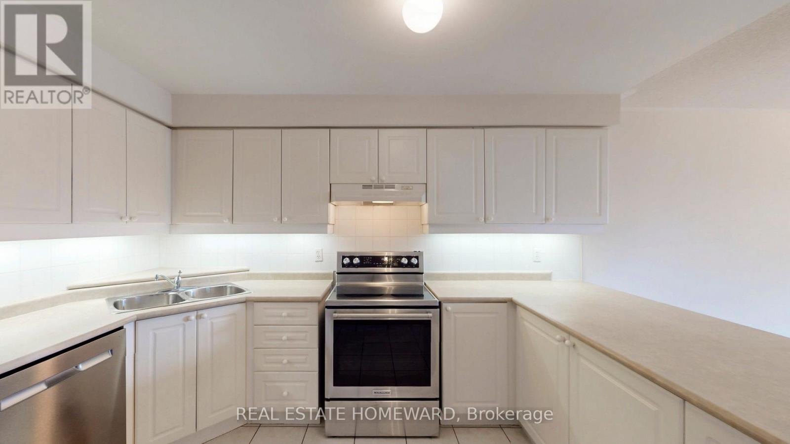 3 - 476 Walkers Line, Burlington, Ontario  L7N 2E2 - Photo 6 - W12503006