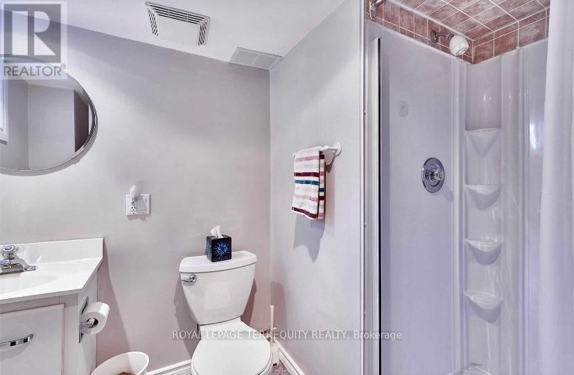 238 Windermere Avenue, Toronto, Ontario  M6S 3K3 - Photo 15 - W12503034