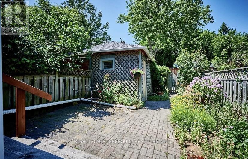 238 Windermere Avenue, Toronto, Ontario  M6S 3K3 - Photo 17 - W12503034