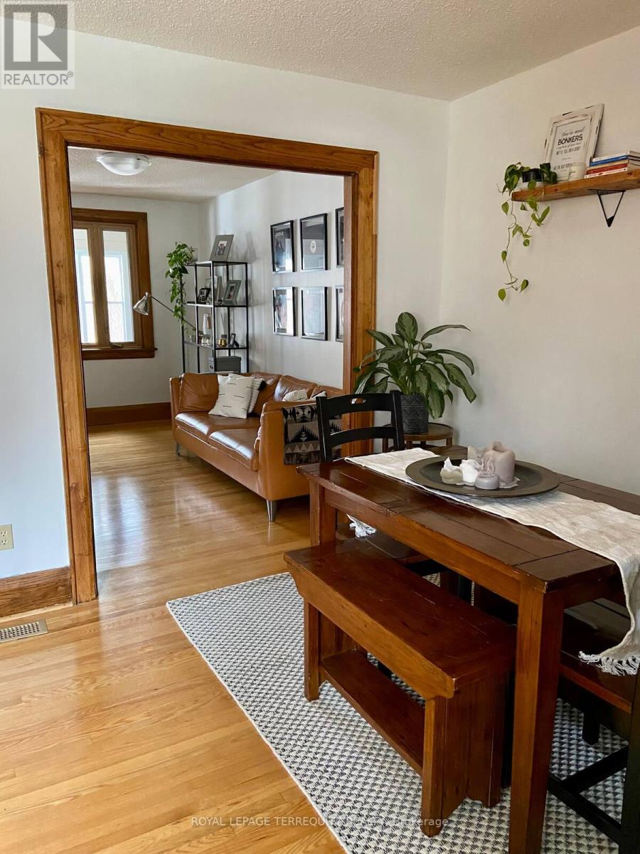 238 Windermere Avenue, Toronto, Ontario  M6S 3K3 - Photo 5 - W12503034