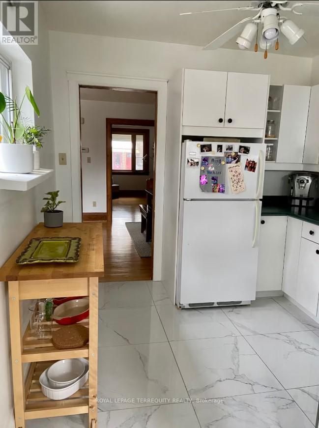 238 Windermere Avenue, Toronto, Ontario  M6S 3K3 - Photo 8 - W12503034